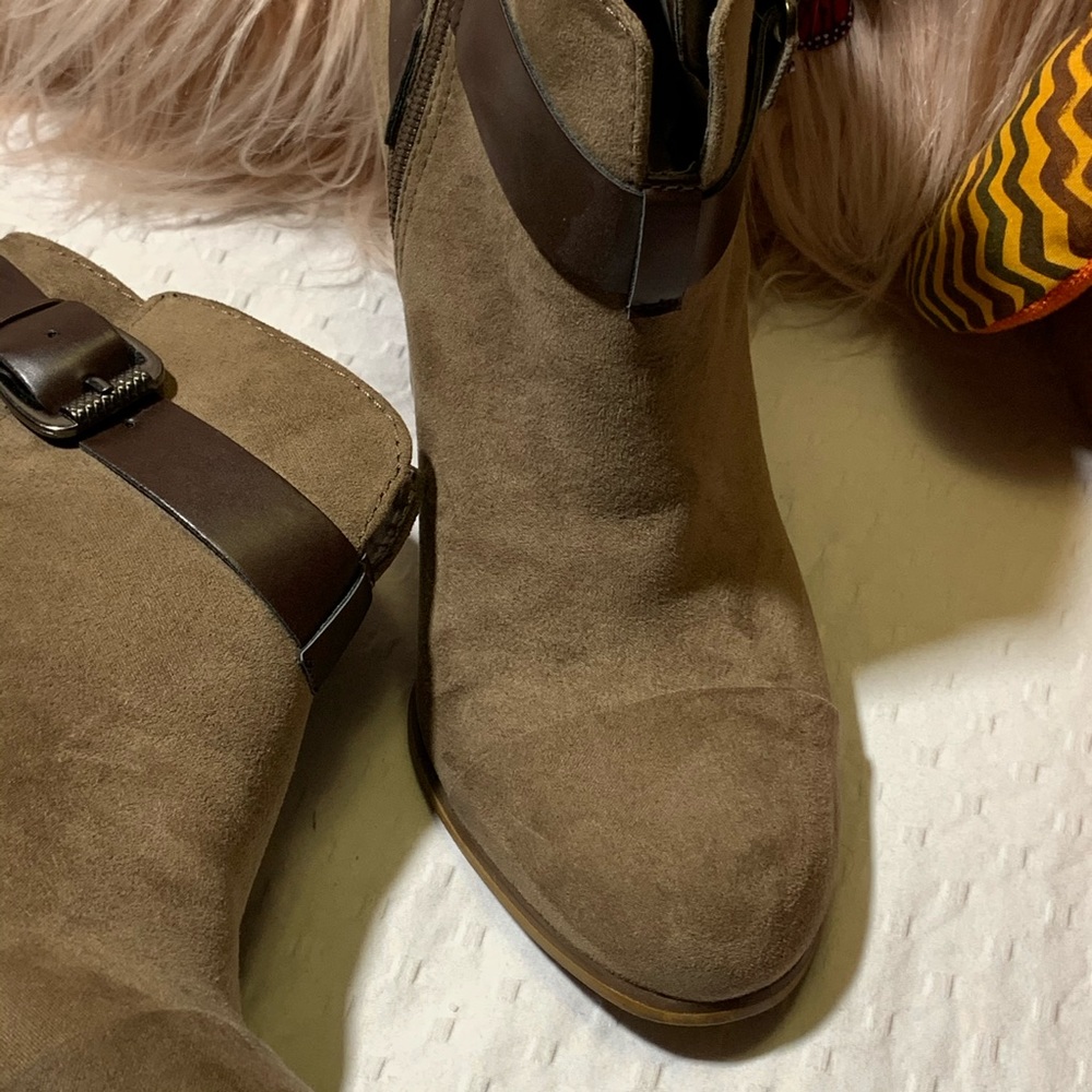 CARLOS BY CARLOS SANTANA Booties